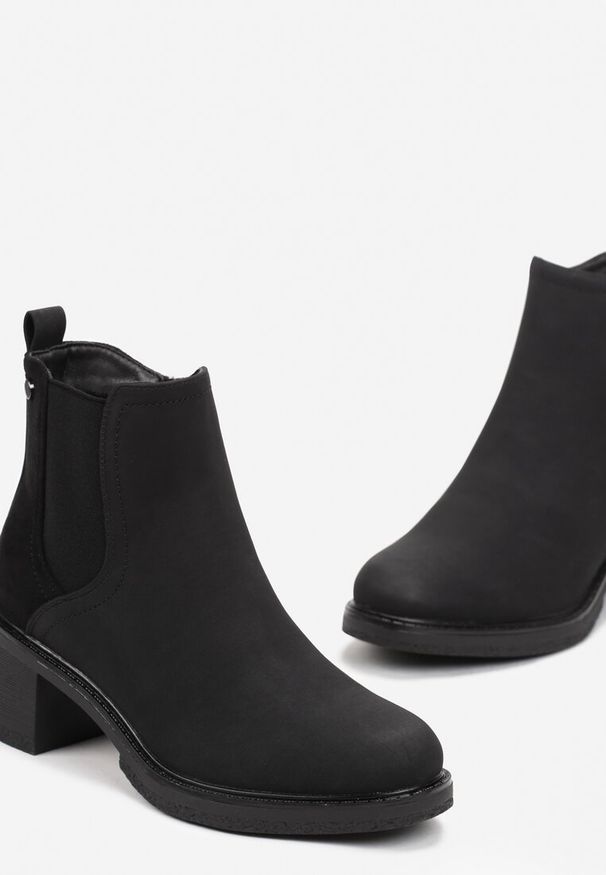 Born2be - Czarne Botki na Niskim Słupku Raansela. Kolor: czarny. Obcas: na słupku. Styl: elegancki