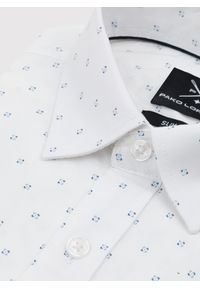 PAKO LORENTE – Biała koszula z długimi rękawami w mikrowzór P24SF-1X-023-B-S -Pako Lorente. Okazja: na co dzień. Kolor: biały. Materiał: jeans, elastan. Długość rękawa: długi rękaw. Długość: długie. Styl: casual #6