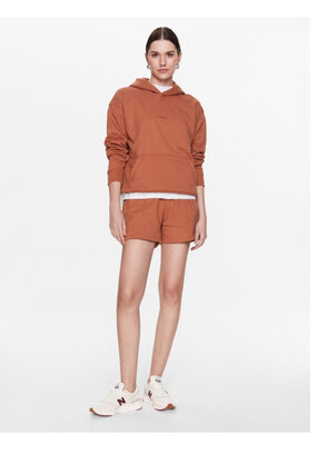 New Balance Bluza Athletics Nature WT23554 Brązowy Oversize. Kolor: brązowy. Materiał: bawełna