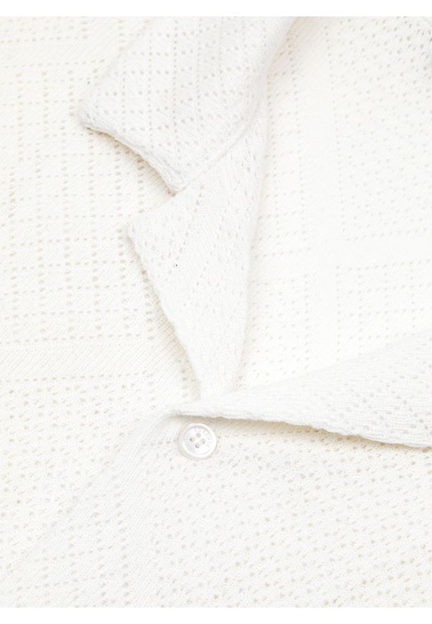 Pako Lorente - PAKO LORENTE - Ażurowa koszula męska z krótkim rękawem biała. Okazja: na co dzień. Kolor: biały. Materiał: bawełna, poliester. Długość rękawa: krótki rękaw. Długość: krótkie. Wzór: ażurowy. Sezon: wiosna. Styl: casual