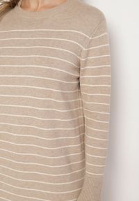 Born2be - Beżowa Sukienka w Paski z Dzianiny z Wiskozą o Prostym Kroju ze Ściągaczami Delirae. Okazja: na co dzień, na spotkanie biznesowe, do pracy. Kolor: beżowy. Materiał: wiskoza, dzianina. Wzór: paski. Typ sukienki: proste. Styl: biznesowy, casual, elegancki, klasyczny #3