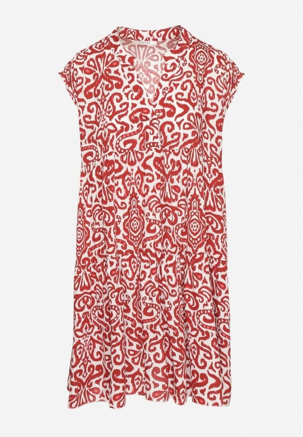 Born2be - Czerwona Bawełniana Sukienka o Rozkloszowanym Kroju Oversize Liravina. Okazja: na co dzień. Typ kołnierza: dekolt w serek. Kolor: czerwony. Materiał: bawełna. Typ sukienki: oversize. Styl: casual, klasyczny, elegancki