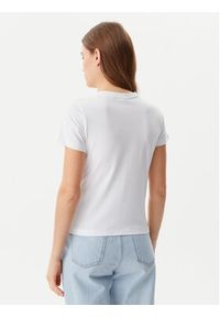 Guess T-Shirt V5GI15 J1314 Biały Slim Fit. Kolor: biały. Materiał: bawełna #2