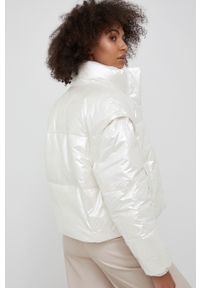 Calvin Klein Jeans Kurtka J20J217708.PPYY damska kolor biały zimowa. Okazja: na co dzień. Kolor: biały. Sezon: zima. Styl: casual #2