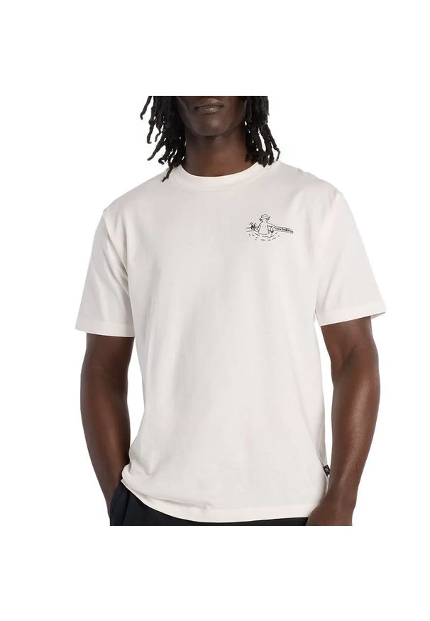 Koszulka męska New Balance MT61J9ICSST - biała. Kolor: biały. Materiał: bawełna. Długość rękawa: krótki rękaw. Długość: krótkie