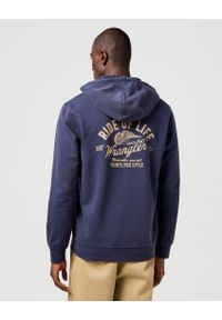 Wrangler - WRANGLER MĘSKA BLUZA Z KAPTUREM WRANGLER AMERICANA HOODIE NAVY 112362777. Typ kołnierza: kaptur