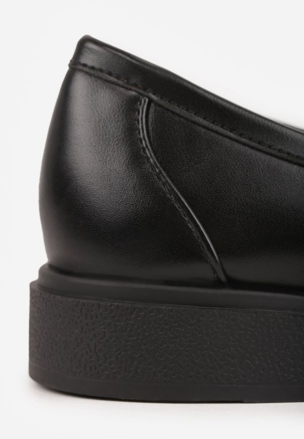 Born2be - Czarne Płaskie Mokasyny z Ozdobną Klamrą Labina. Zapięcie: klamry. Kolor: czarny. Materiał: jeans. Sezon: wiosna, jesień. Styl: elegancki