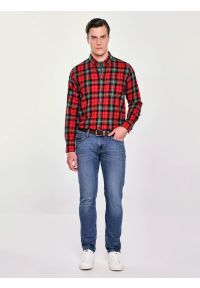 Big-Star - Koszula męska w kratę czerwona Sensitewo 603. Okazja: na co dzień. Kolor: czerwony. Materiał: tkanina, jeans. Wzór: kolorowy, haft, kratka. Styl: casual, elegancki #7