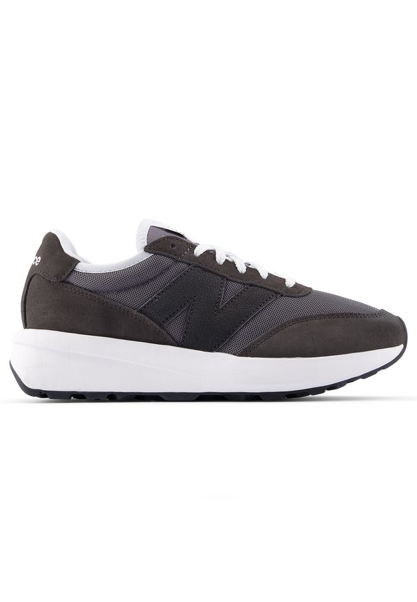 Buty męskie New Balance U370HD – czarne. Kolor: czarny. Materiał: zamsz, skóra. Szerokość cholewki: normalna. Sezon: lato