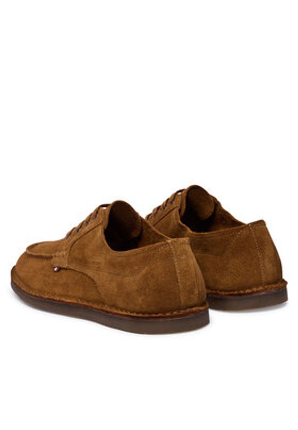 TOMMY HILFIGER - Tommy Hilfiger Półbuty Stitchdown Suede Derby FM0FM05841 Brązowy. Kolor: brązowy. Materiał: zamsz, skóra