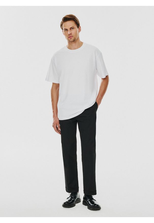 Pako Lorente - PAKO LORENTE – Biały męski t-shirt basic. Okazja: na co dzień. Kolor: biały, czarny. Materiał: bawełna. Styl: casual