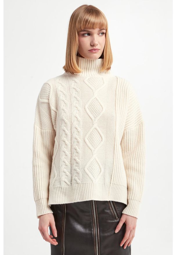 Weekend Max Mara - Sweter damski z golfem Lambert WEEKEND MAX MARA. Typ kołnierza: golf