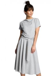 BE - Rozkloszowana sukienka MIDI z paskiem w talii. Materiał: bawełna, elastan. Typ sukienki: rozkloszowane. Długość: midi