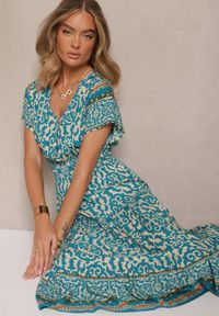 Renee - Jasnozielona Sukienka z Bawełny Ozdobiona Ornamentnym Motywem Fillena. Kolor: zielony. Materiał: bawełna. Wzór: aplikacja #1