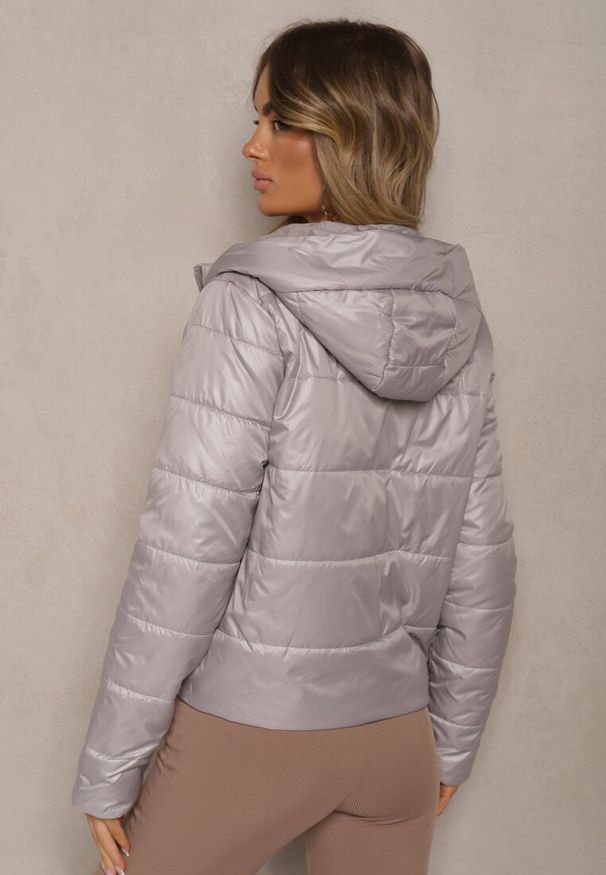 Renee - Jasnoszara Kurtka Pikowana z Kapturem Terionne. Okazja: na co dzień. Typ kołnierza: kaptur. Kolor: szary. Materiał: jeans. Styl: casual, elegancki