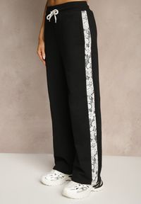 Renee - Czarne Spodnie Dresowe z Bawełną High Waist i Koronkowymi Lampasami Eviariel. Okazja: na co dzień. Stan: podwyższony. Kolor: czarny. Materiał: dresówka, bawełna, koronka. Styl: casual #4