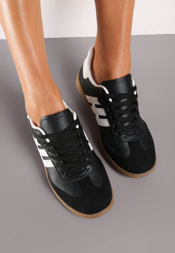Renee - Czarno-Białe Casualowe Sznurowane Sneakersy na Płaskiej Podeszwie z Paskami po Bokach Weiara. Okazja: na co dzień. Zapięcie: pasek. Kolor: czarny. Materiał: jeans, bawełna. Obcas: na płaskiej podeszwie