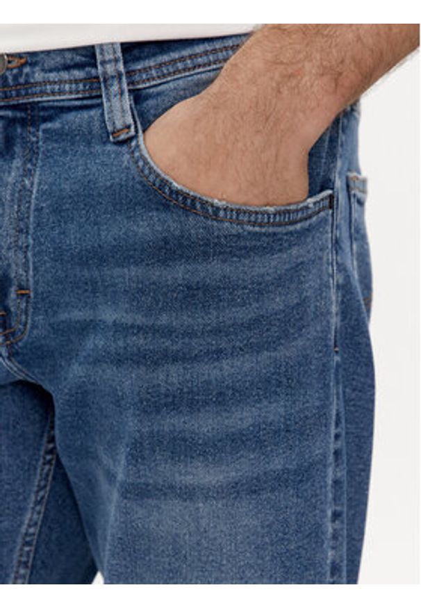 Mustang Jeansy Denver 1014878 Granatowy Straight Fit. Kolor: niebieski