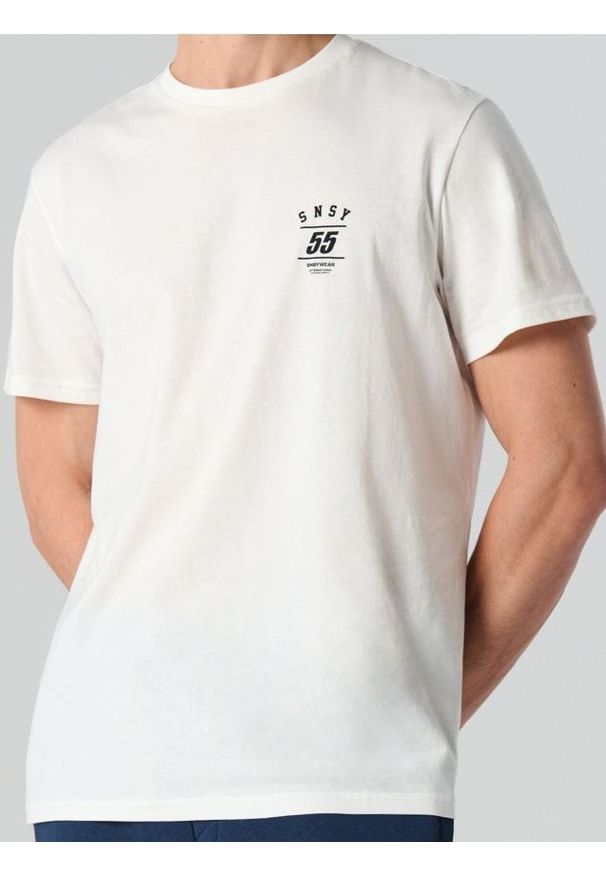 Sinsay - Bawełniana koszulka z nadrukiem - kremowy. Kolor: kremowy. Materiał: bawełna. Wzór: nadruk