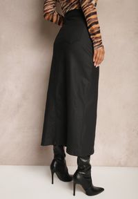 Renee - Czarna Midi Spódnica High Waist z Guzikiem i Kieszeniami oraz Suwakiem Navitta. Stan: podwyższony. Kolor: czarny. Materiał: materiał. Wzór: gładki, jednolity #5