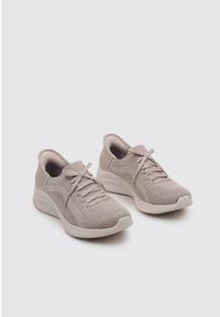 skechers - Buty sportowe Sneakersy damskie, Skechers Slip-Ins Ultra Flex 3.0 - Brilliant. Zapięcie: sznurówki. Kolor: beżowy. Materiał: materiał, syntetyk, tkanina. Szerokość cholewki: normalna. Sport: turystyka piesza