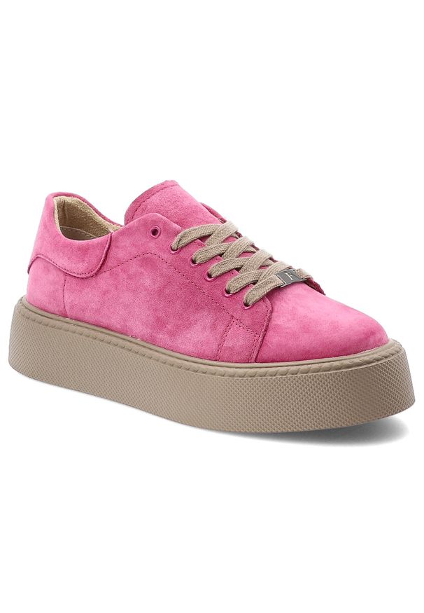 Różowe Sneakersy Filippo Stylowe Obuwie Damskie Na Platformie. Okazja: na co dzień. Zapięcie: sznurówki. Kolor: różowy. Materiał: zamsz. Obcas: na platformie. Styl: elegancki