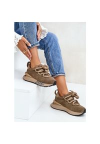 Zamszowe Sneakersy Damskie Na Platformie Z Grubym Sznurowaniem Artiker 54C1466 Jasnobrązowe. Okazja: na co dzień. Kolor: brązowy. Materiał: zamsz. Obcas: na platformie. Sport: turystyka piesza #4