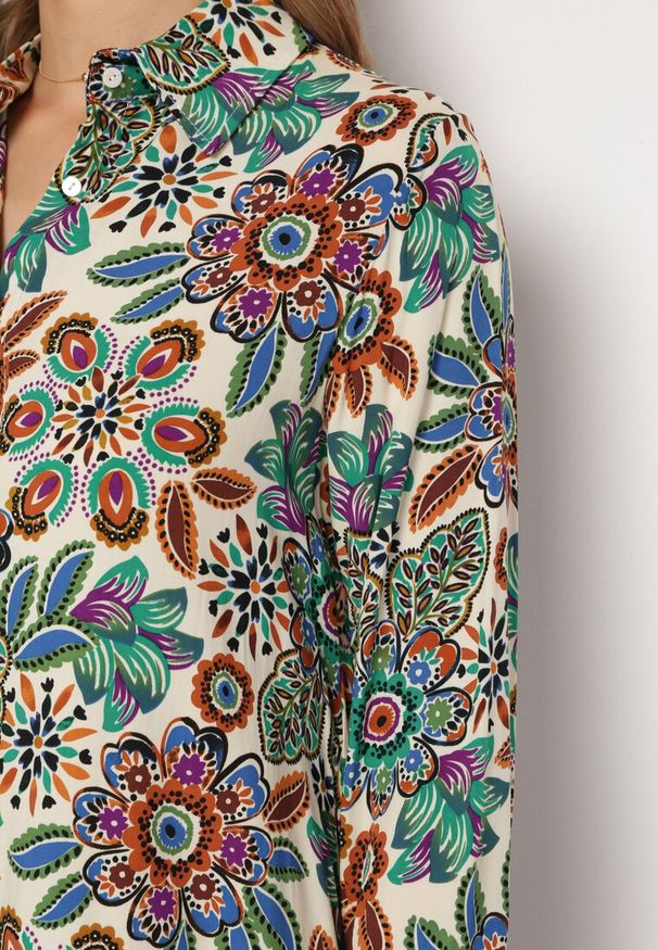 Born2be - Zielona Sukienka Koszulowa w Kwiaty z Kieszeniami Eborene. Kolor: zielony. Materiał: wiskoza, tkanina. Wzór: kwiaty. Typ sukienki: koszulowe. Długość: mini