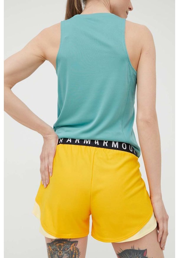 Under Armour szorty treningowe Play Up 3.0 1344552. damskie kolor pomarańczowy z nadrukiem medium waist. Kolor: pomarańczowy. Materiał: skóra, materiał. Wzór: nadruk
