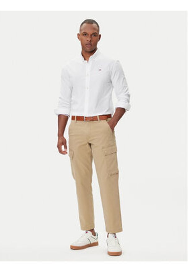 Tommy Jeans Koszula Oxford DM0DM09594 Biały Slim Fit. Kolor: biały. Materiał: bawełna