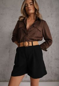 Renee - Czarne Szorty Casual z Wiskozą High Waist Ozdobione Paskiem z Plecionki Kailee. Okazja: na co dzień. Stan: podwyższony. Kolor: czarny. Materiał: wiskoza. Wzór: aplikacja. Styl: casual #4