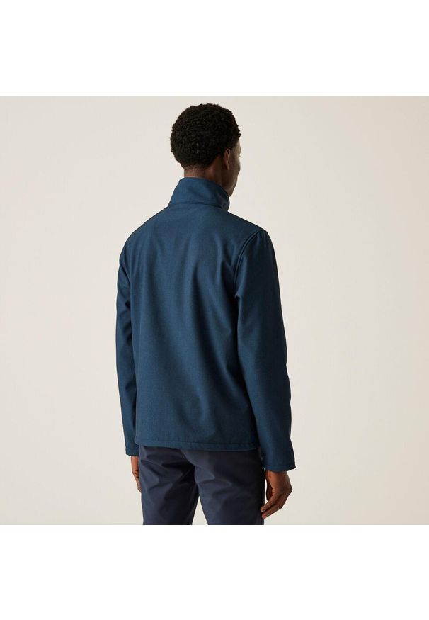 Kurtka wodoodporna Regatta Cera V. Kolor: niebieski. Materiał: softshell. Sport: turystyka piesza