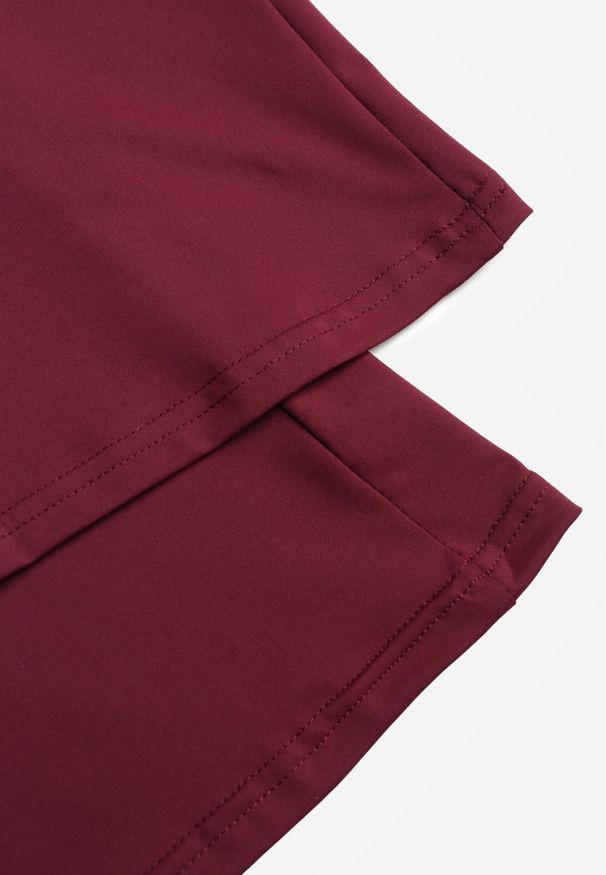 Born2be - Bordowe Elastyczne Spodnie z Gumką w Talii i Wysokim Stanem Brinamla. Okazja: na spacer, na co dzień. Stan: podwyższony. Kolor: czerwony. Materiał: materiał. Styl: casual, sportowy