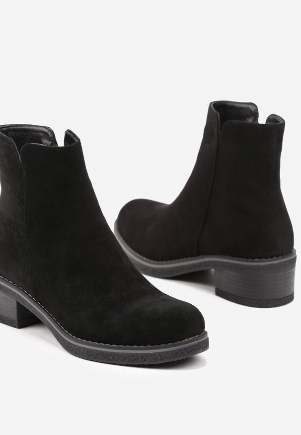 Renee - Czarne Ocieplane Casualowe Botki Reaniwen. Okazja: na co dzień. Nosek buta: okrągły. Kolor: czarny. Materiał: jeans. Obcas: na obcasie. Styl: casual. Wysokość obcasa: niski