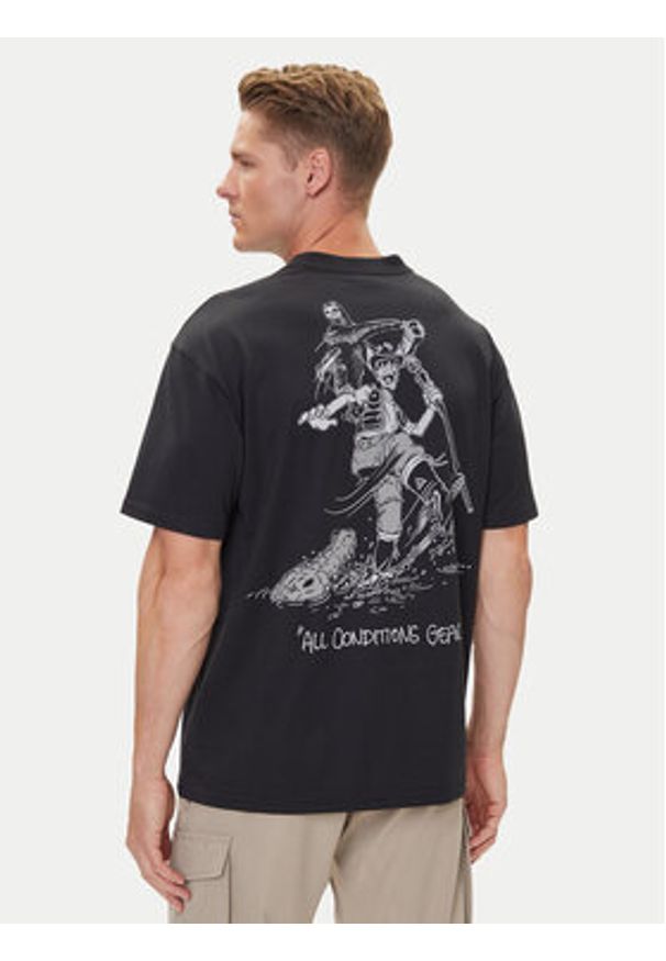 Nike T-Shirt Acg HJ0800 Czarny Regular Fit. Kolor: czarny. Materiał: syntetyk