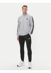 Adidas - adidas Dres Basic 3-Stripes JI8876 Szary Regular Fit. Kolor: szary. Materiał: syntetyk