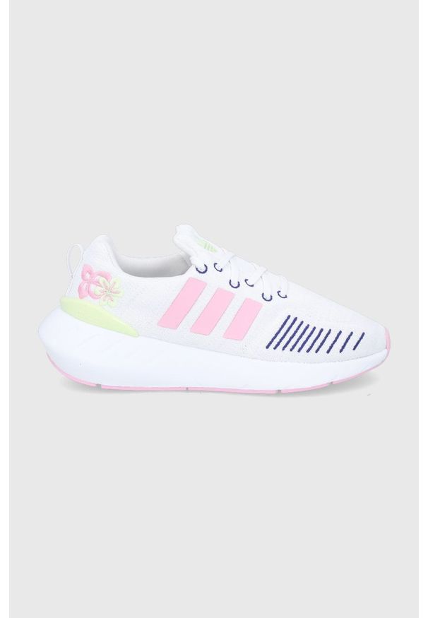 adidas Originals buty dziecięce Swift Run GZ0798 kolor biały. Nosek buta: okrągły. Zapięcie: sznurówki. Kolor: biały. Materiał: guma. Obcas: na platformie. Sport: bieganie