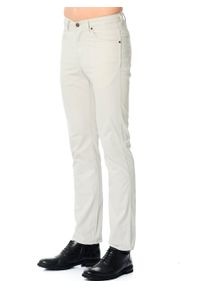 Wrangler - MĘSKIE SPODNIE MATERIAŁOWE WRANGLER ARIZONA STRETCH EGGSHELL W12OV918N. Materiał: materiał