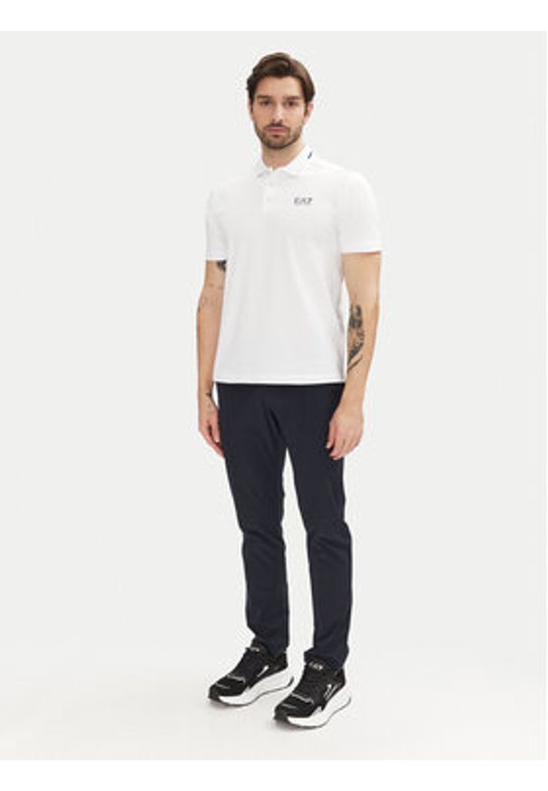 EA7 Emporio Armani Polo 7M000184 AF13511 U0002 Biały Slim Fit. Typ kołnierza: polo. Kolor: biały. Materiał: bawełna