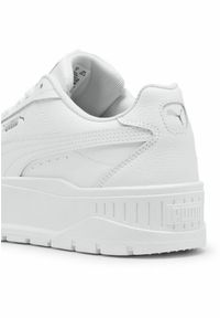 Tenisówki Puma Model Karmen Ii L Kolor Biały. Kolor: biały, wielokolorowy, szary. Materiał: syntetyk, materiał. Obcas: na platformie