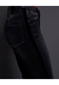 ONETEASPOON - Czarne jeansy Freebirds II. Stan: podwyższony. Kolor: czarny. Sezon: jesień. Styl: vintage #4