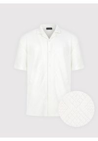Pako Lorente - PAKO LORENTE - Ażurowa koszula męska z krótkim rękawem biała. Okazja: na co dzień. Kolor: biały. Materiał: poliester, bawełna. Długość rękawa: krótki rękaw. Długość: krótkie. Wzór: ażurowy. Sezon: wiosna. Styl: casual #1