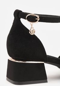 Born2be - Czarne Czółenka Vices na Geometrycznym Obcasie ze Skórzaną Wkładką i Metaliczną Wstawką Florori. Okazja: na spotkanie biznesowe, na imprezę. Zapięcie: sprzączka. Kolor: czarny. Materiał: skóra. Wzór: geometria. Obcas: na obcasie. Styl: biznesowy, elegancki, klasyczny, wizytowy. Wysokość obcasa: średni #4