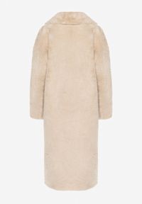 Born2be - Beżowy Futrzany Płaszcz Jednorzędowy z Kieszeniami Zapinany na Guziki Parilda. Okazja: na co dzień. Kolor: beżowy. Materiał: futro. Sezon: zima. Styl: casual, elegancki #4