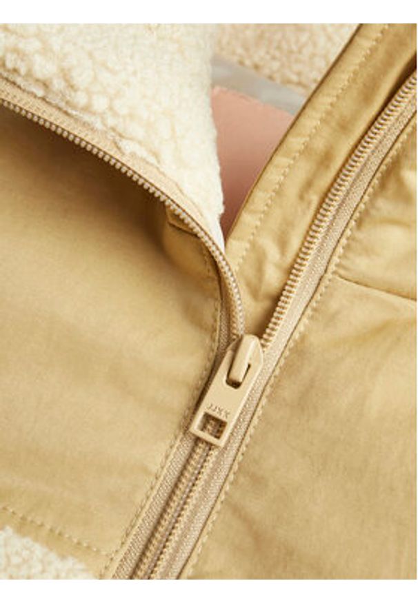 JJXX Kurtka zimowa Lisa 12258398 Beżowy Regular Fit. Kolor: beżowy. Materiał: syntetyk. Sezon: zima