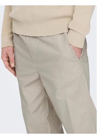 Only & Sons Spodnie materiałowe 22024315 Beżowy Tapered Fit. Kolor: beżowy. Materiał: materiał, bawełna #4