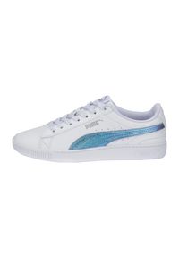 Buty do chodzenia dla dzieci Puma Vikky V3. Zapięcie: sznurówki. Kolor: wielokolorowy. Materiał: skóra, syntetyk, materiał. Szerokość cholewki: normalna. Model: Puma Vikky. Sport: turystyka piesza