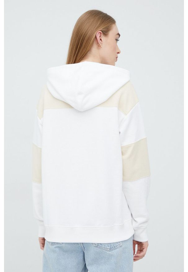 Champion bluza damska kolor biały z kapturem z aplikacją. Typ kołnierza: kaptur. Kolor: biały. Materiał: włókno. Długość rękawa: długi rękaw. Długość: długie. Wzór: aplikacja
