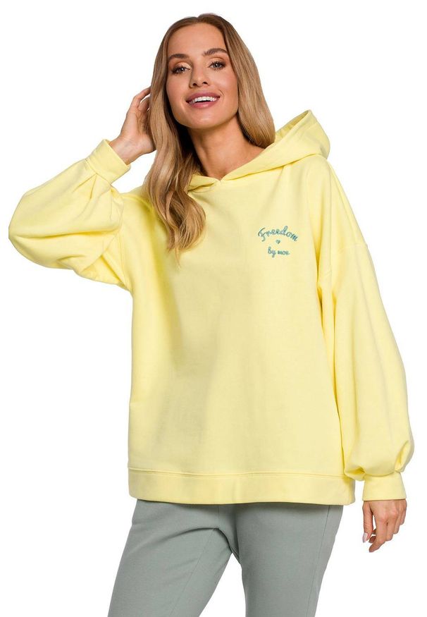 Produkt Polski - Hoodie bluza damska oversize z kapturem żółta. Typ kołnierza: kaptur. Kolor: żółty. Materiał: dzianina, bawełna. Długość: długie. Wzór: haft
