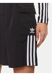 Adidas - adidas Szorty sportowe adicolor JH1077 Czarny Loose Fit. Kolor: czarny. Materiał: syntetyk #4